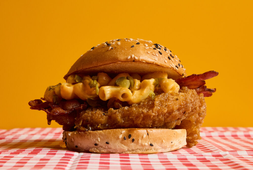 Chilli Mac & Cheese Chick'n Burger