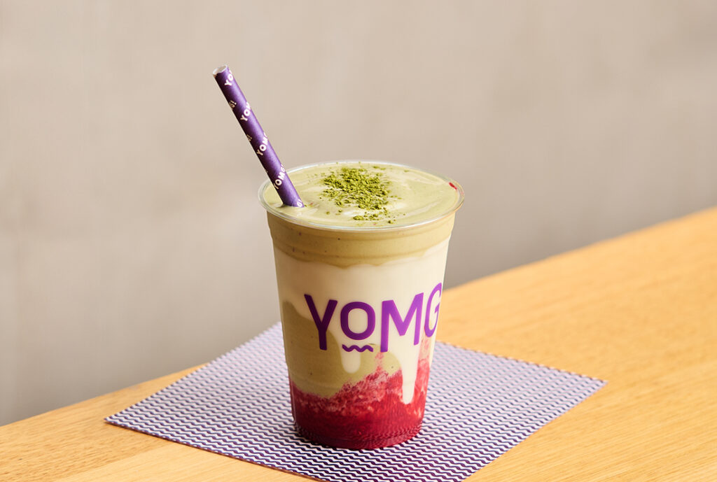 White Choc Raspberry Matcha from YOMG ~ white chocolate, 100% raspberry, matcha
