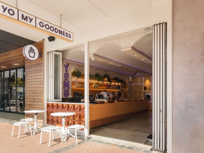 YOMG Burleigh Heads Store Gallery Shopfront Entrance