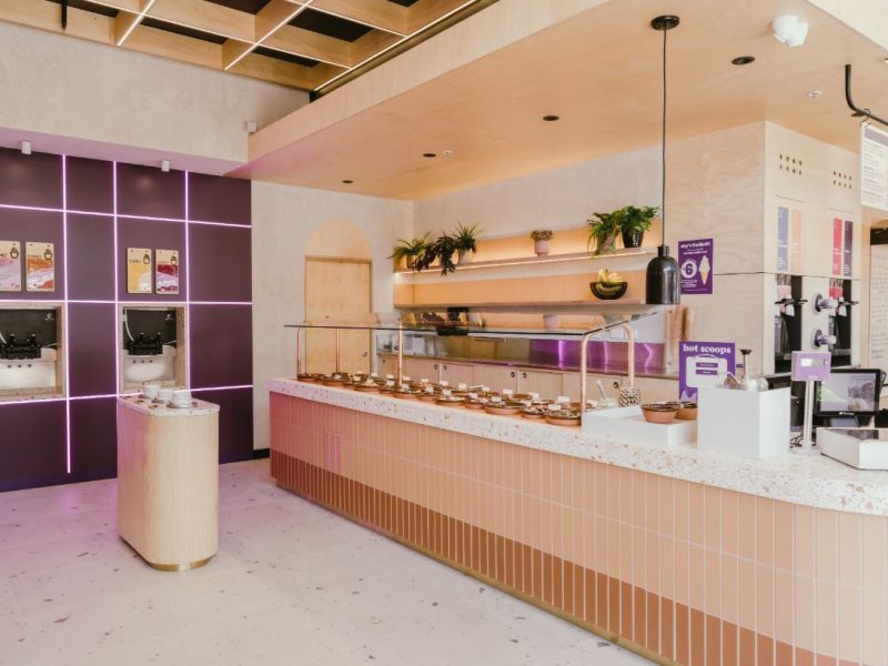 YOMG Frankston Store Gallery Froyo Flavours Station